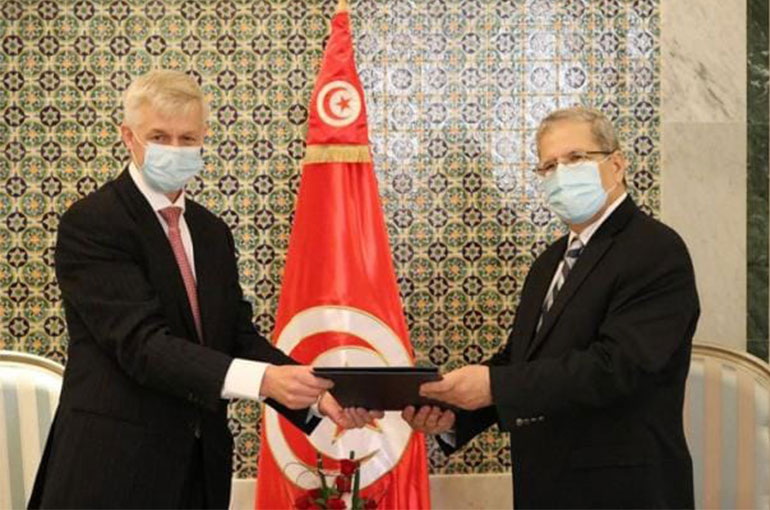Jerandi Receives True Copies of UK Ambassador’s Credentials
