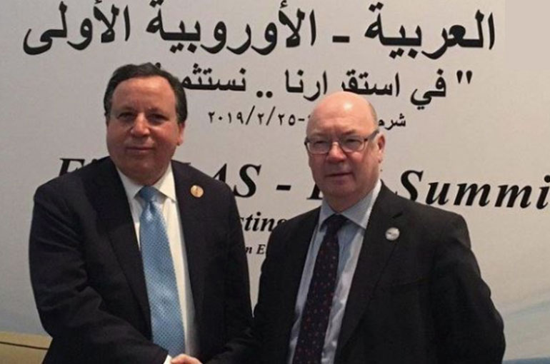 Meeting of Mr Khemais Al-Jahinaoui,and Mr Alistair Burt, British Secretary of State for East and North Africa